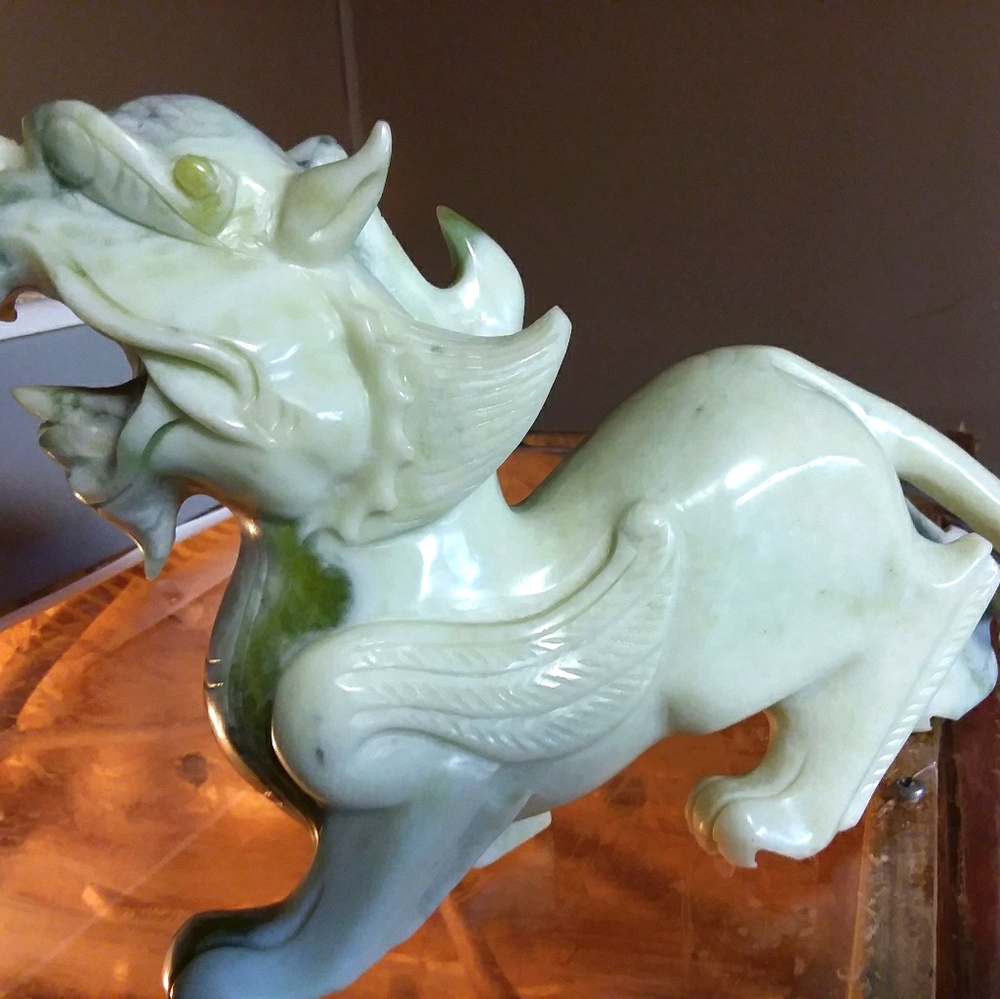 Jadeite Chinese dragon